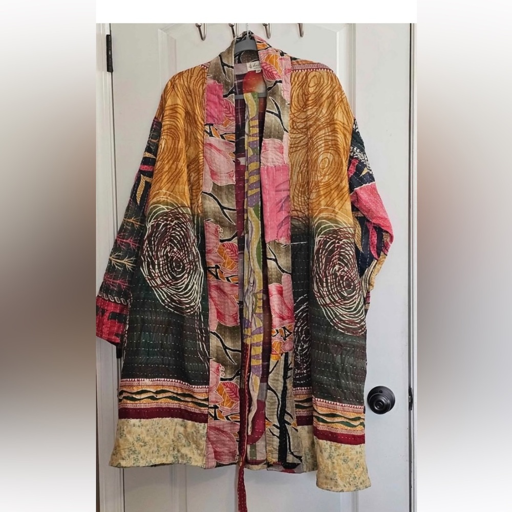 Kantha Bae Trench Robe